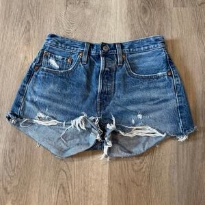 Levi’s Women's Denim Cut-Off Jean Shorts Frayed Raw Hem Button Fly Blue Size 26